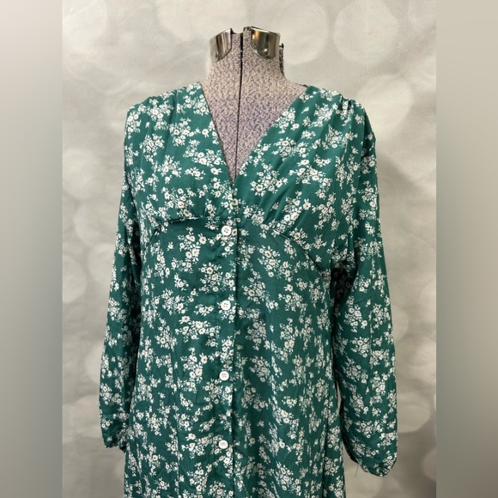 Unbranded XXL green floral dress with long sleeves‎